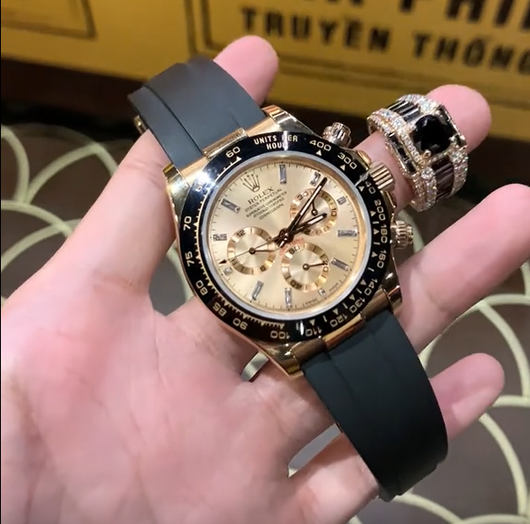 ⌚️ساعة فاخرة - ألماس/ذهب خالص ⚜️قلادة ألماس مصنوعة بشكل احترافي ⌚️ساعة فاخرة - ألماس/ذهب خالص ⚜️قلادة ألماس مصنوعة بشكل احترافي